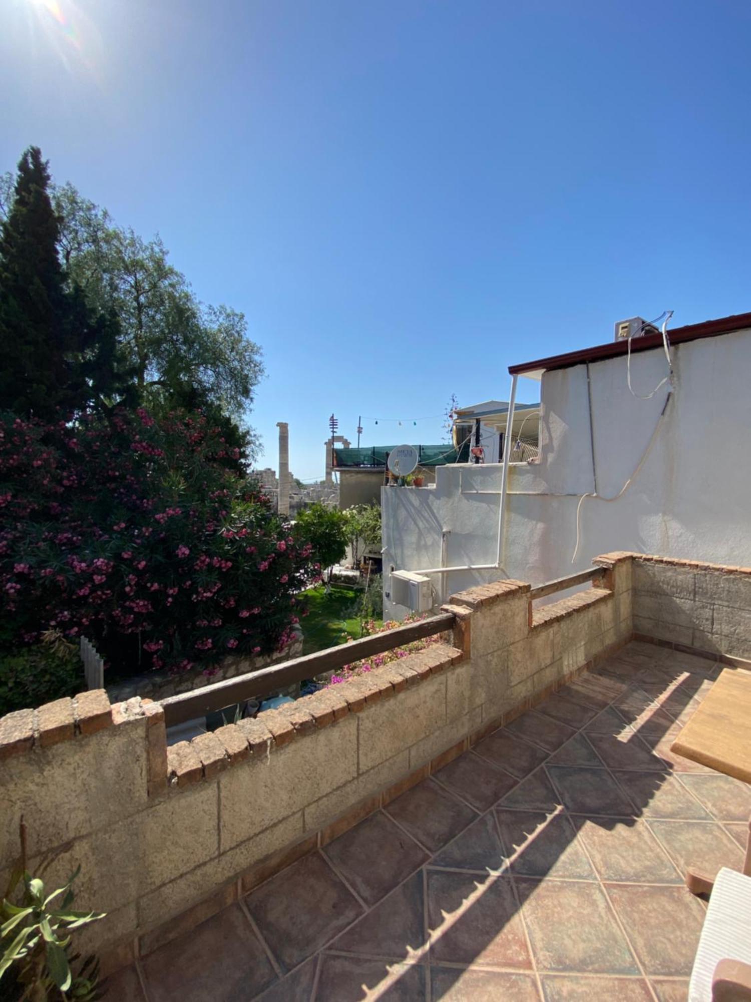 Medusa House Butik בית הארחה *